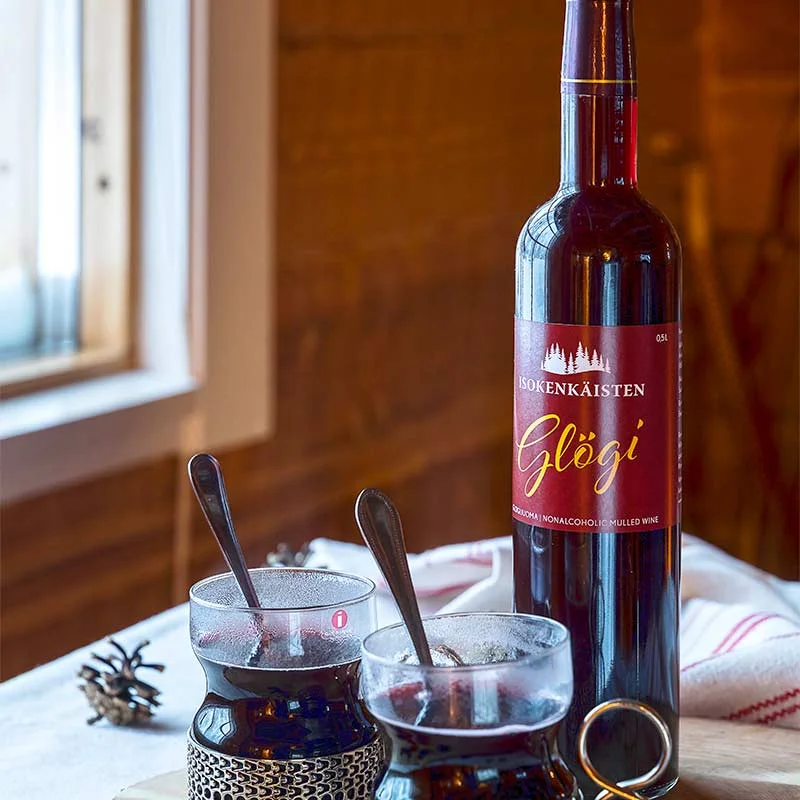 Isokenkäisten mulled and sparkling wine